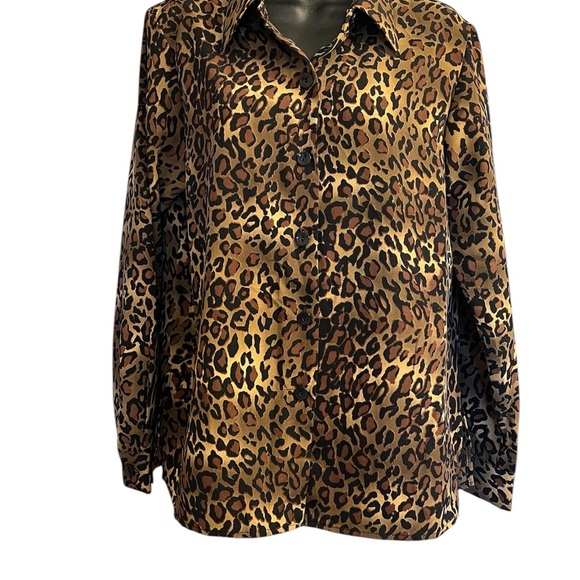 Susan Graver Leopard Button Long Sleeve Women’s Top Sz XS - Picture 5 of 5